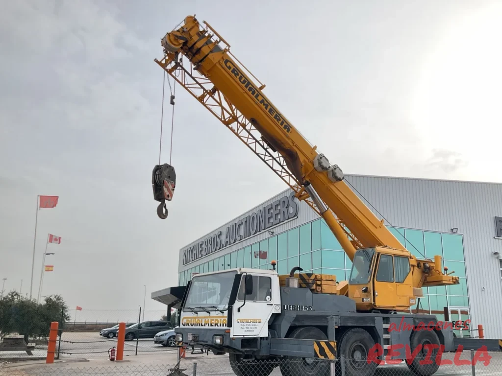 Liebherr LTM1050 50 ton 6x6x6