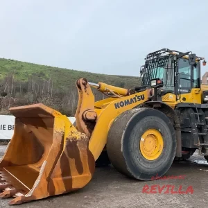 Komatsu WA500-8