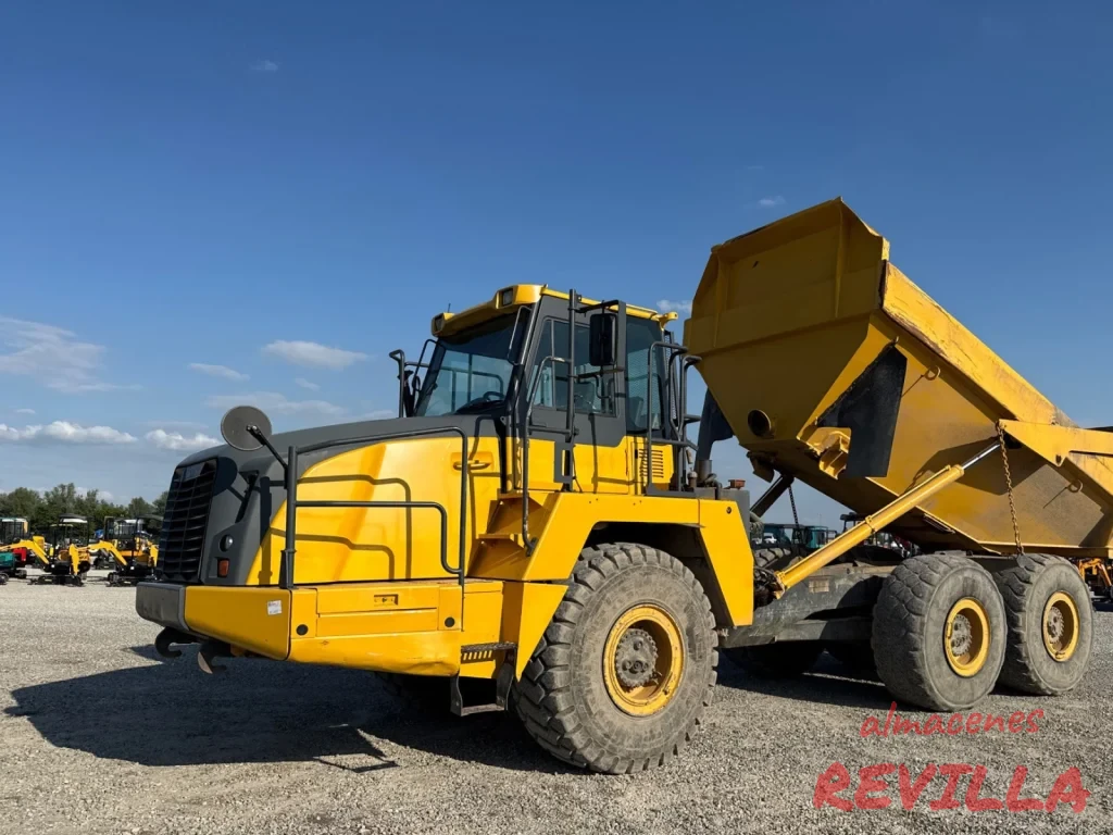 Komatsu HM300-3